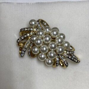 Vintage Fifth Avenue Collection “Poetry” brooch, hand made.